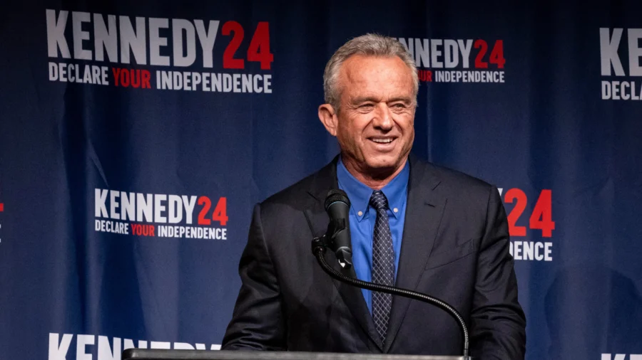 RFK Jr. Names New Campaign Manager Days After Announcing Independent ...
