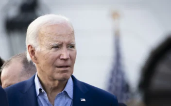 Biden Says US Can Sustain Support for Both Israel and Ukraine in Wars