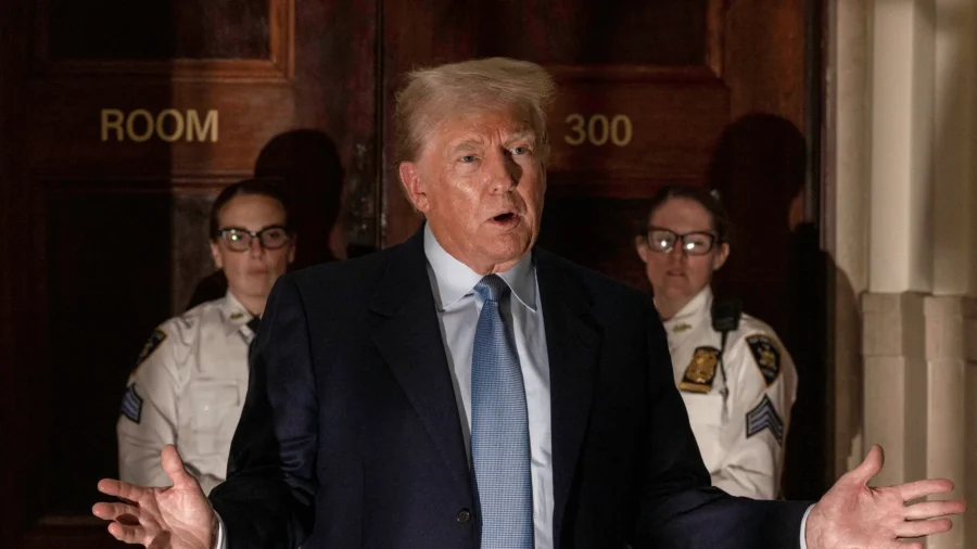 NY Court Employee Arrested for ‘Yelling Out’ to Trump at Civil Trial