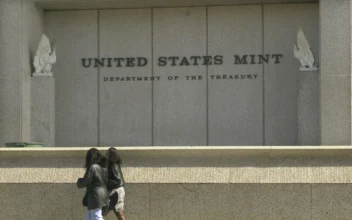 Theft of 2 Million Dimes From Truckload of Coins From US Mint Leaves 4 Facing Federal Charges