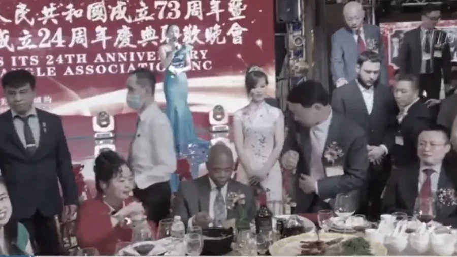 Non-Profit Chair Touts Chinese Police Outpost in NYC in Front of Mayor Eric Adams at 2022 Gala: Report