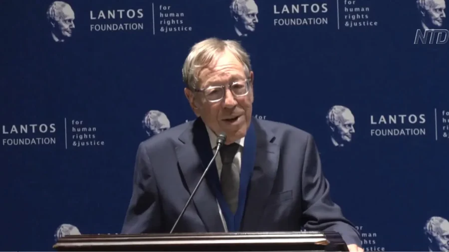 Human Rights Lawyer Receives Lantos Prize