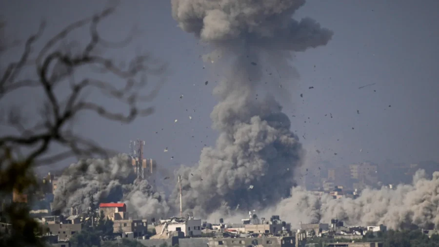 Live View of Gaza Skyline as Airstrikes Continue (Oct. 26 Part 1)