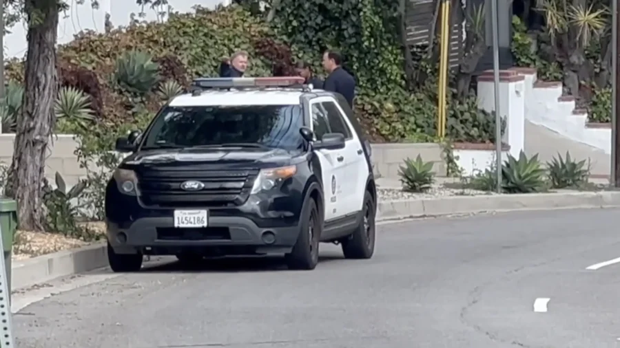 California Shooting Leaves 6 Teens Injured; Suspects Remain at Large