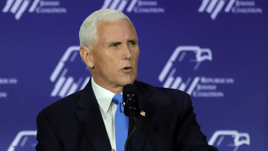 Analysis: 'Too Many Contortions' Force Pence to Bow Out as GOP Primary Field Thins