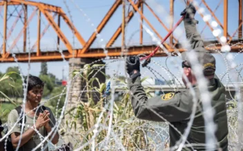Texas AG Ken Paxton Appeals Judge’s Ruling to Allow Feds to Continue Cutting Razor Wire at Southern Border