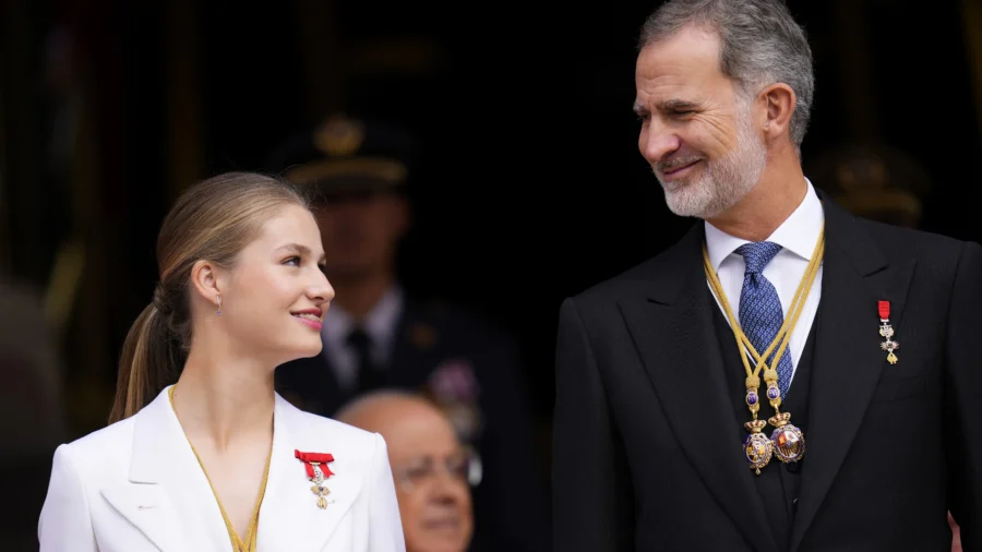 Spain’s Crown Princess Leonor Turns 18 and Is Feted as Future Queen at Swearing-In Ceremony