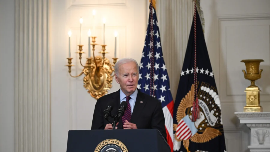 Biden Unveils New Plan to Crack Down on ‘Junk Fees’ in Investment Advice
