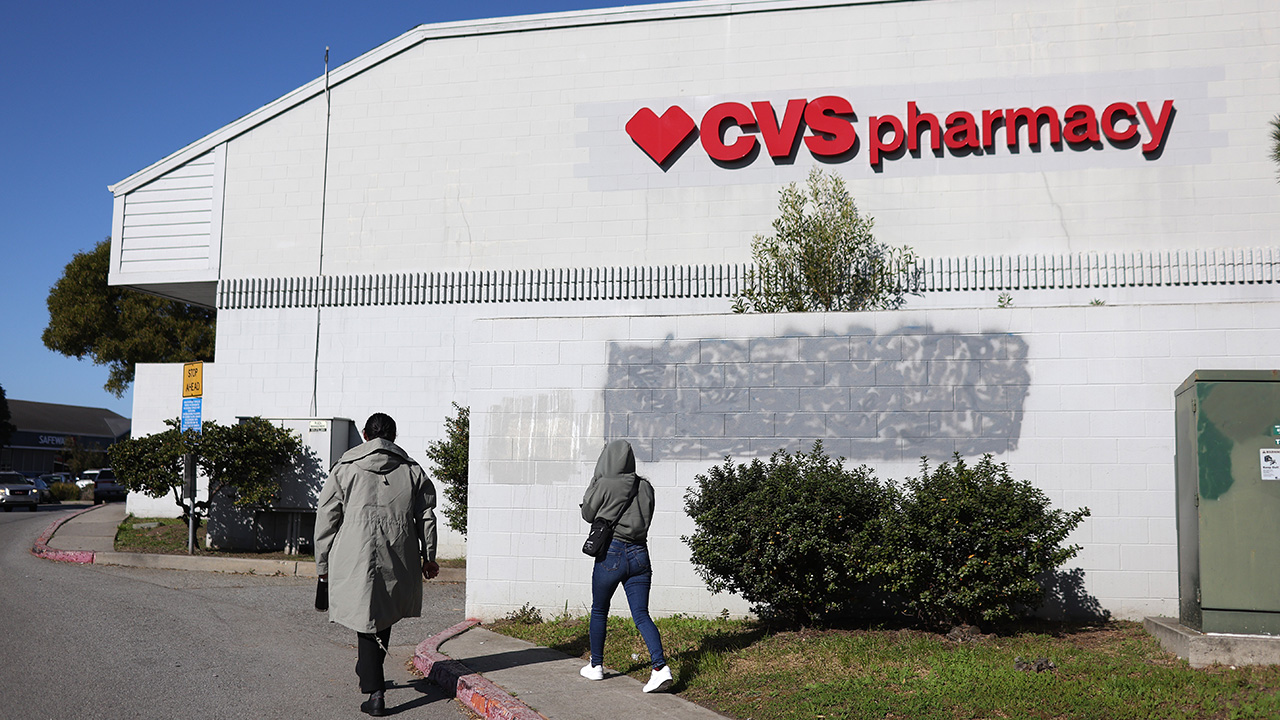 Walgreens Says Closures Limited as Pharmacy Staff Initiate Walkouts NTD