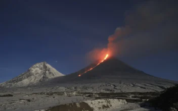 Eruption of Eurasia’s Tallest Active Volcano Sends Ash Columns Above a Russian Peninsula