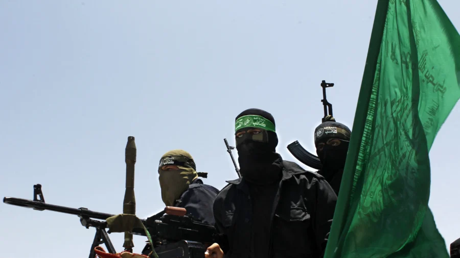 Responses to Warnings About Hamas Terrorists Crossing US Southern Border: Retired Special Agent for ICE