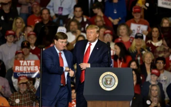 Trump Endorses Mississippi Governor Ahead of Nov. 7 Election