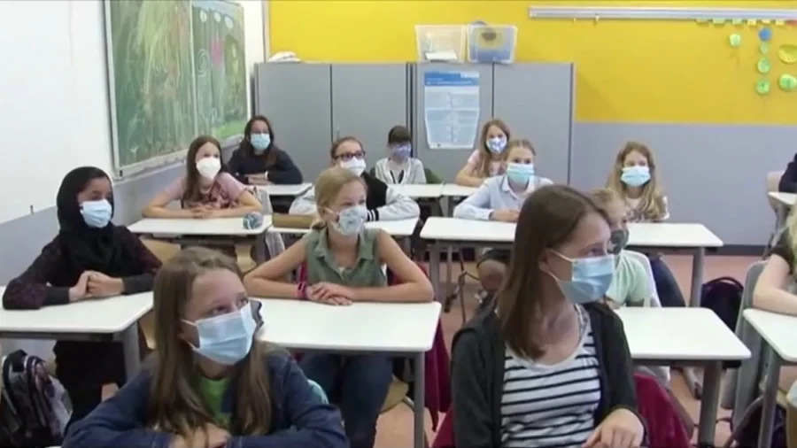 Parents Sue California Over School Vaccine Mandate