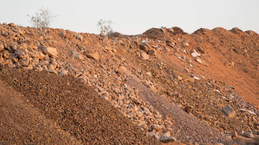 EV Industry to Cut Dependency on China's Rare Earth Parts