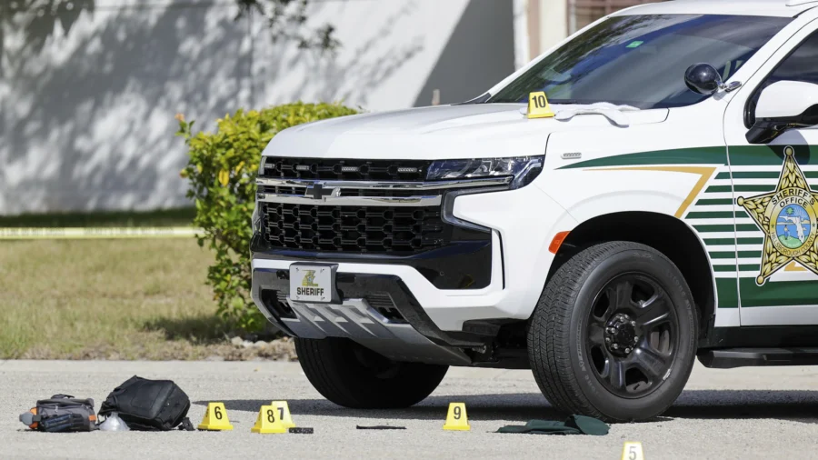 2 Florida Deputies Seriously Injured After Intentionally Struck by Car, Sheriff Says