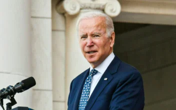 400 Biden Officials Fight President’s Israel Aid
