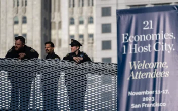 APEC Transforms San Francisco, Protests Begin