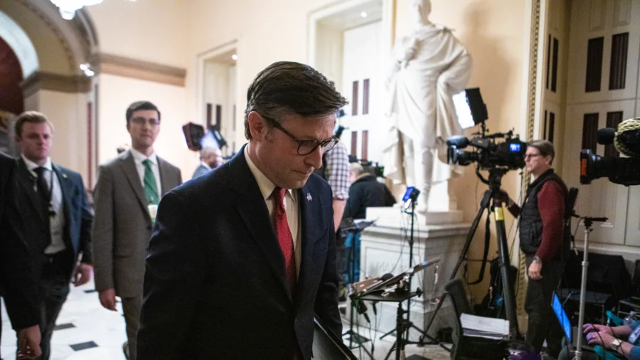 Two-Steps CR Approach to Budget Bills Would Separate Biden Admin's Emergency Spending Requests: Analyst