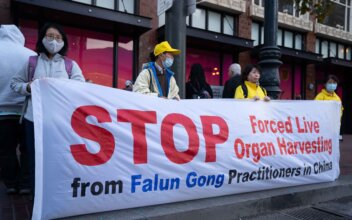 Activists, Falun Gong Practitioners Demand CCP Leader End Human Rights Abuses