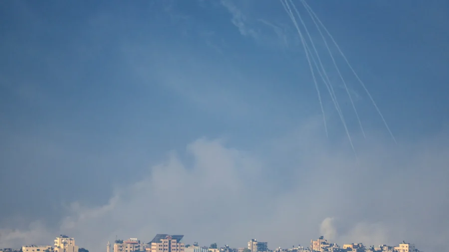 Live View Over Israel-Gaza Border (Nov. 18)