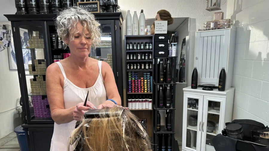 Michigan Takes Step to Punish Salon Owner Who Said She’ll Only Serve Men and Women