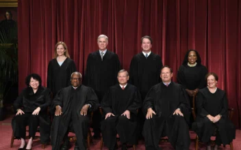 US Supreme Court Asked to Rule on Illinois Semiautomatic Weapons Ban