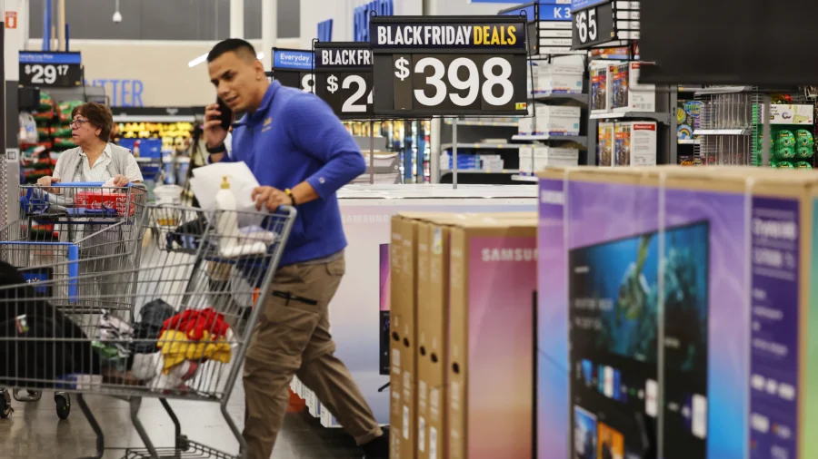 Bankrate Report Breaks Down Holiday Shopping