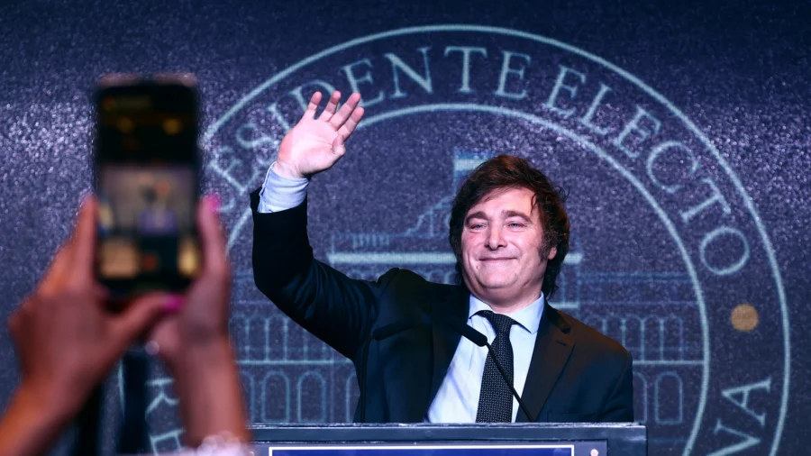 Argentine President-Elect Vows to Cut Ties to Communists