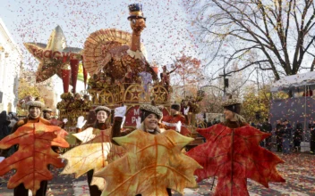 Macy’s Thanksgiving Day Parade Ushers in Holiday Season in New York