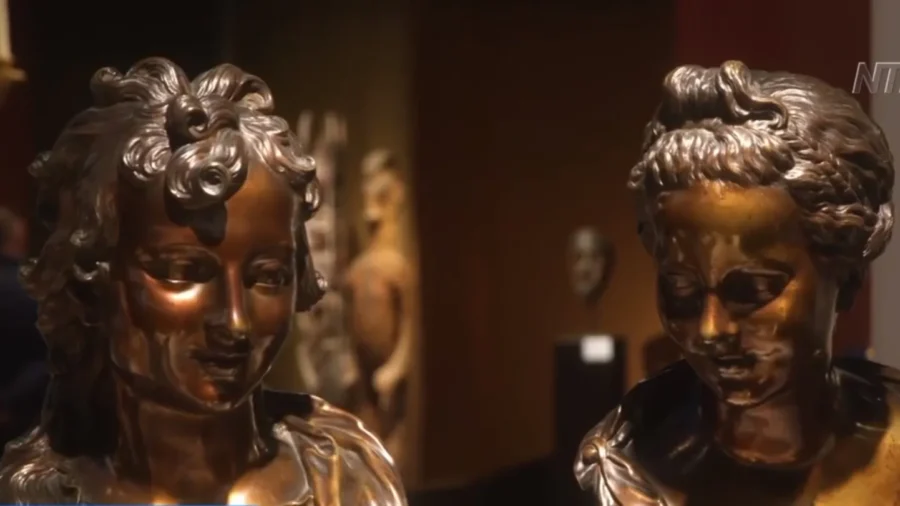 Hidden Treasures: Paris Fair Unveils Rare Artworks
