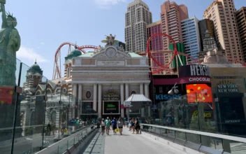 Proposed Clark County Ordinance Would Ban Stopping, Standing on Las Vegas Strip Pedestrian Bridges