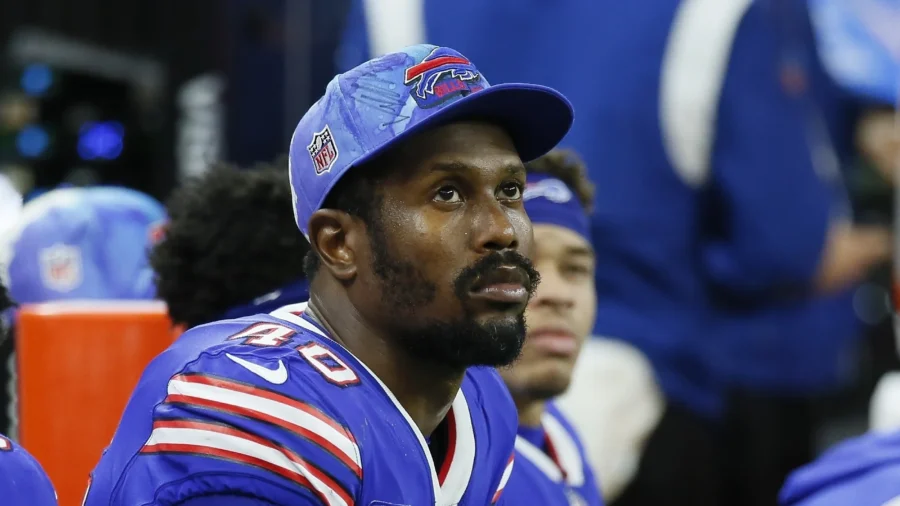 Bills Linebacker von Miller Turns Himself in on Felony Domestic Violence Charge