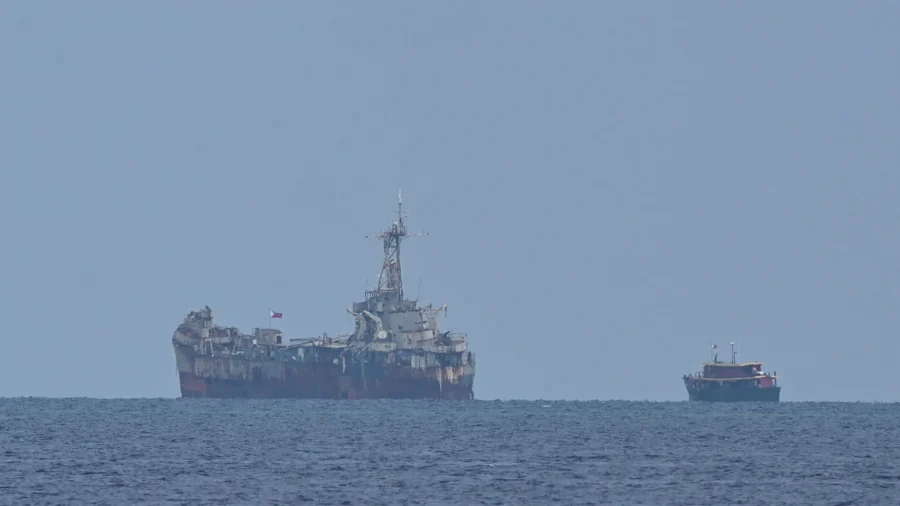 US Military May Provide Escorts in South China Sea