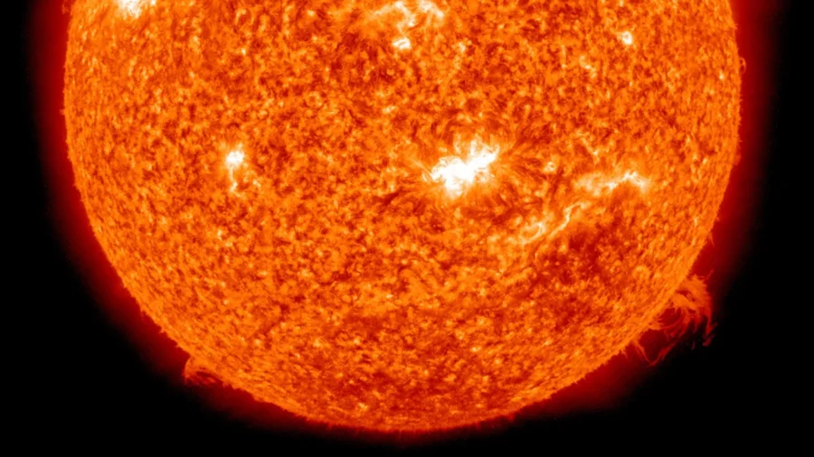 Geomagnetic Storm to Bring Sky Spectacle