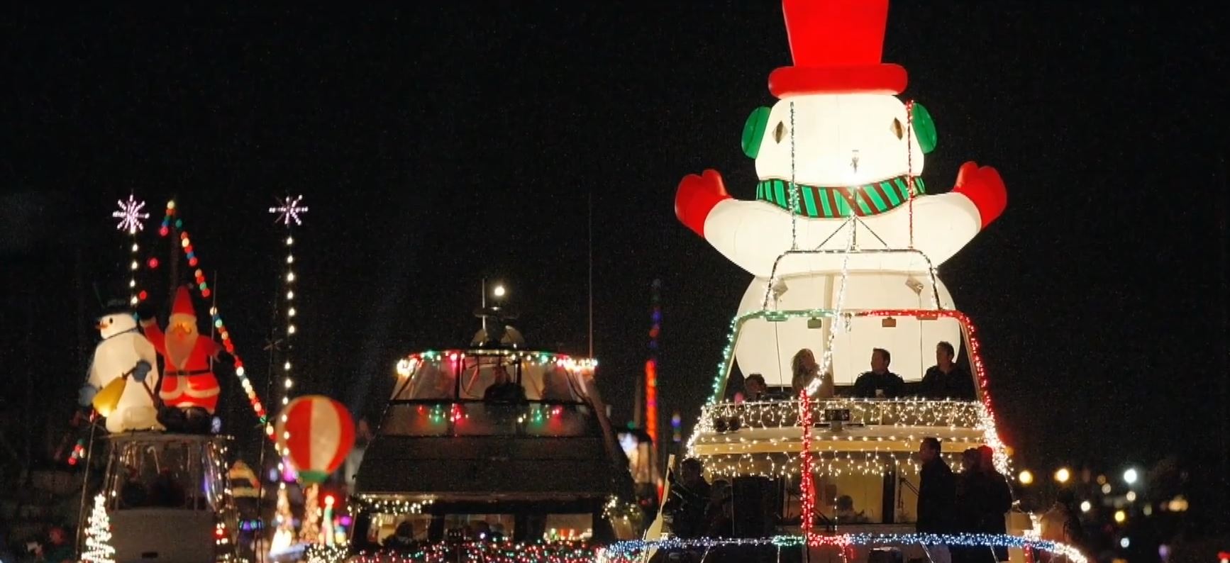 Christmas Boat Parades Arrive This Season! NTD