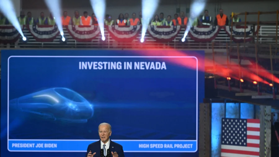 We Are Already Headed for a Severe Economic Recession Worse Than 2008: Economist Peter Schiff