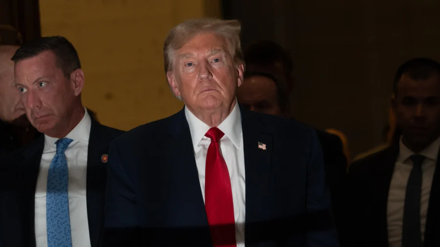 Trump's Non-Testimony Poses No Detriment to His Case: Political Analyst