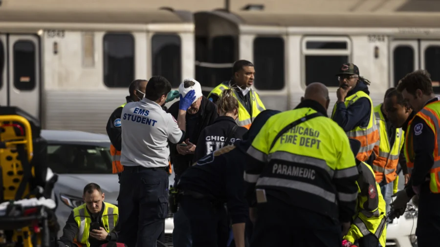 Chicago Train Operator Was Not at Fault for Crash Last Month, Federal Review Finds