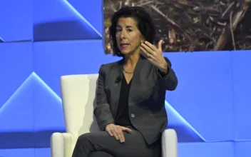 Raimondo: Washington Will Take ‘Strongest’ Action to Defend National Security From Beijing