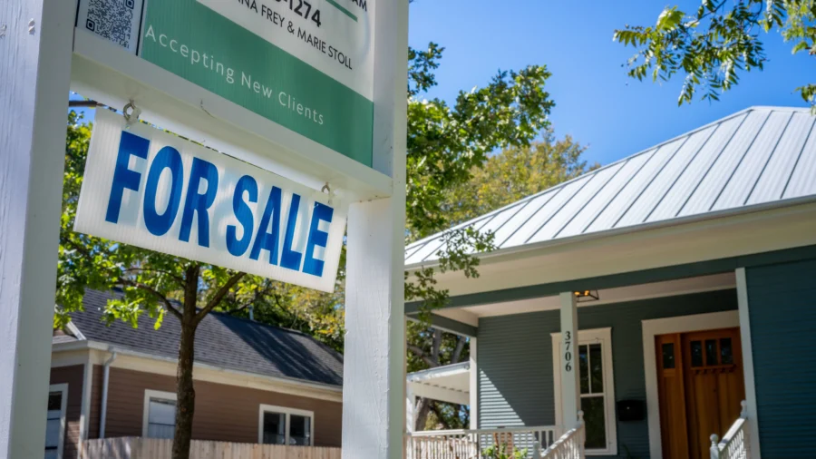 Realtor Association Settlement May Present ‘Roadblock’ in House Purchases With VA Loans: Mortgage Expert