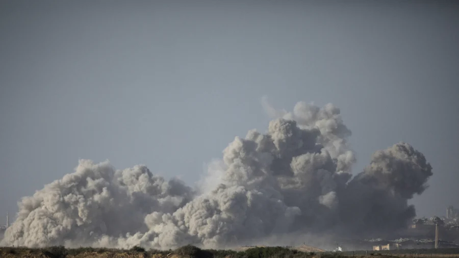 Israel Defense Forces Fight Terrorists at Close Range