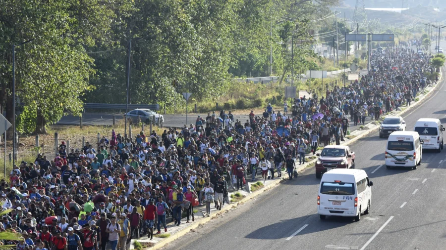 Thousands Join Migrant Caravan in Mexico Ahead of Blinken’s Visit