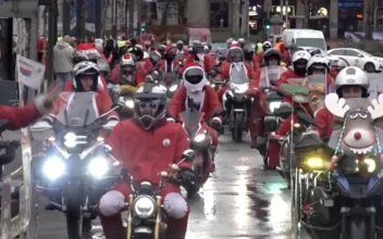 Motorcycle Riders Dressed in Santa Costumes Bring Joy to Children in Belgrade