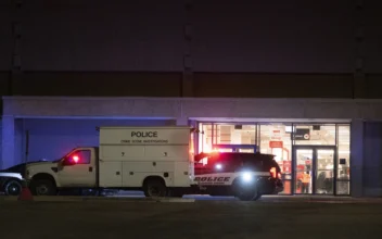 Christmas Eve Shooting at Colorado Mall Leaves 1 Dead and 3 Injured
