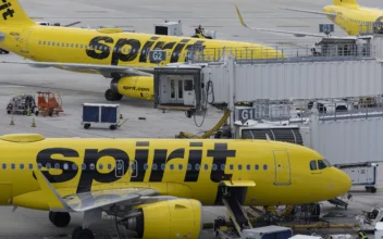 Spirit Airlines Files for Bankruptcy but Continues Operations