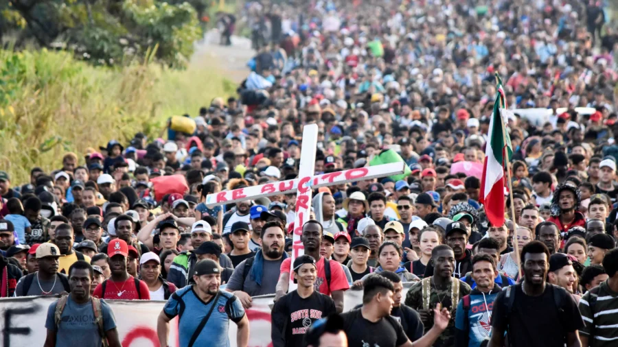 New Migrant Caravan Fuels Calls for Tougher Border Deal Negotiations: Expert