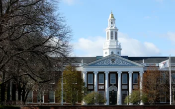 Austrian Business School Severs Ties With Harvard Over Surging Anti-Semitism