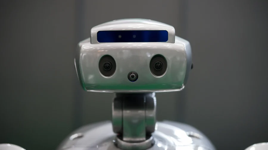 China to Mass-Produce Humanoid Robots