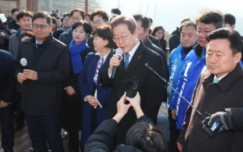 South Korean Opposition Leader Stabbed During Press Conference