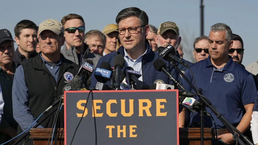 Republicans Hold Stronger Hand in Budget Talks Due to Border Crisis Severity: Immigration Expert